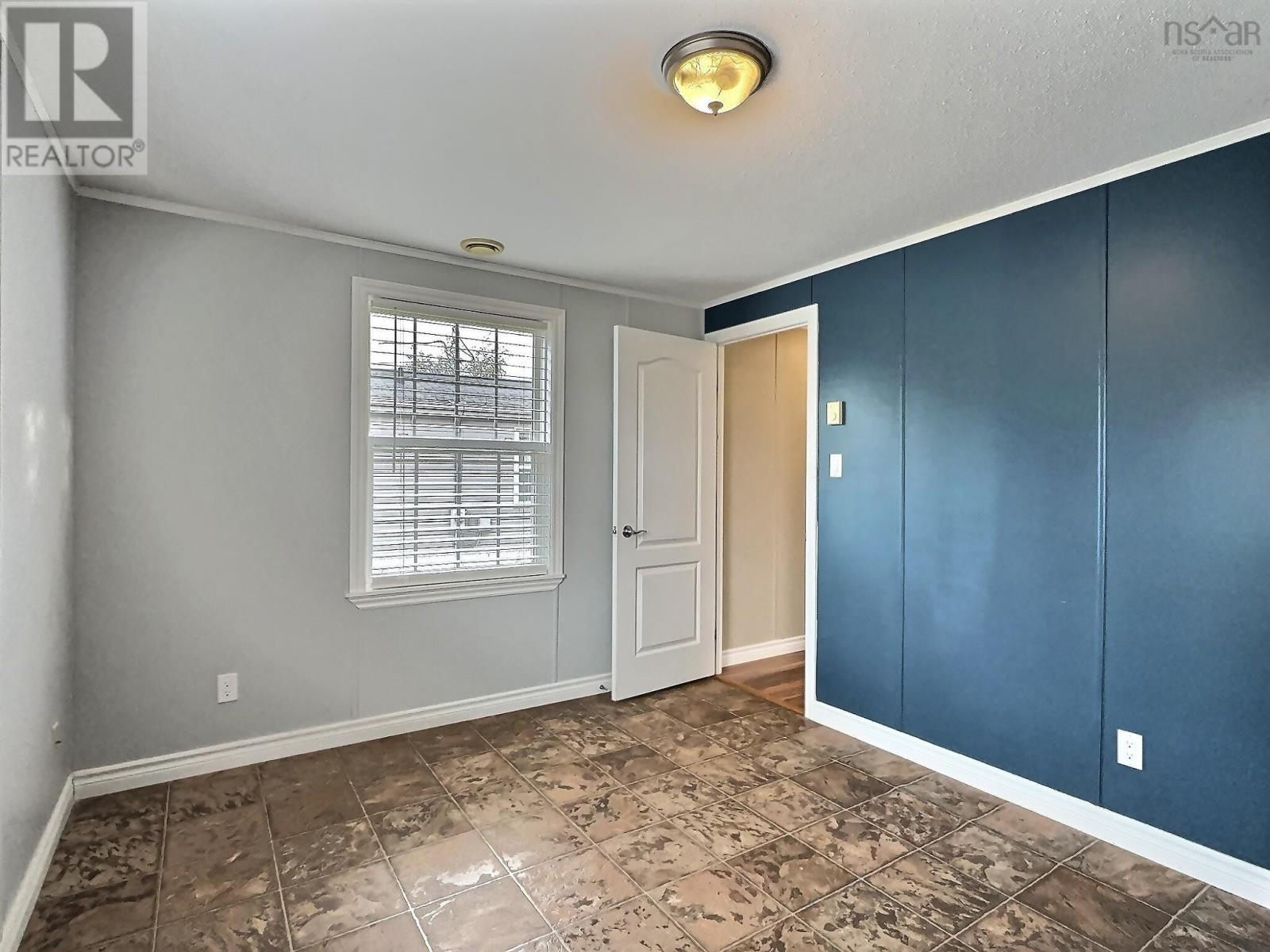 Property 13 of 21 of 25 Pinehurst Street