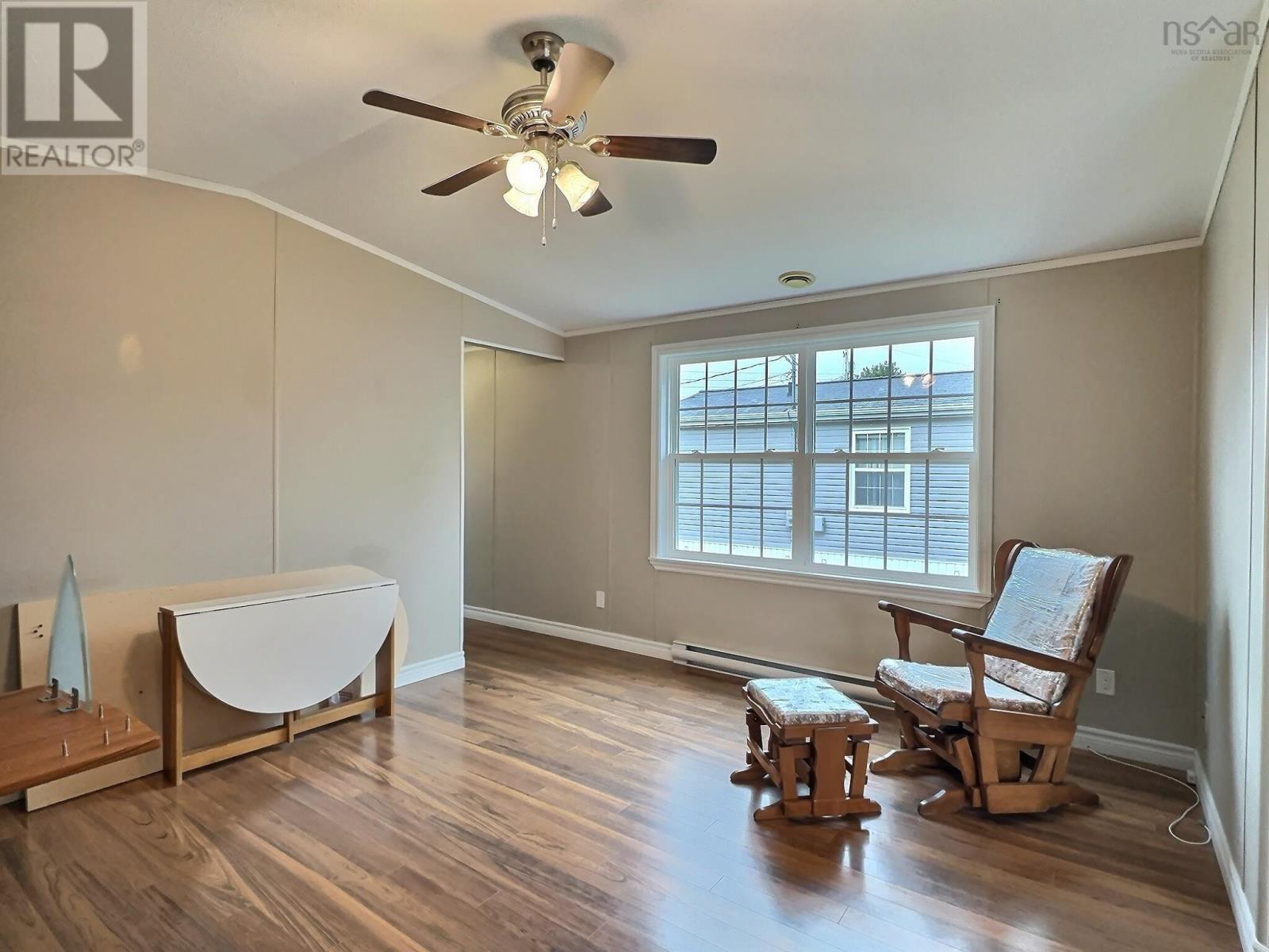 Property 9 of 21 of 25 Pinehurst Street