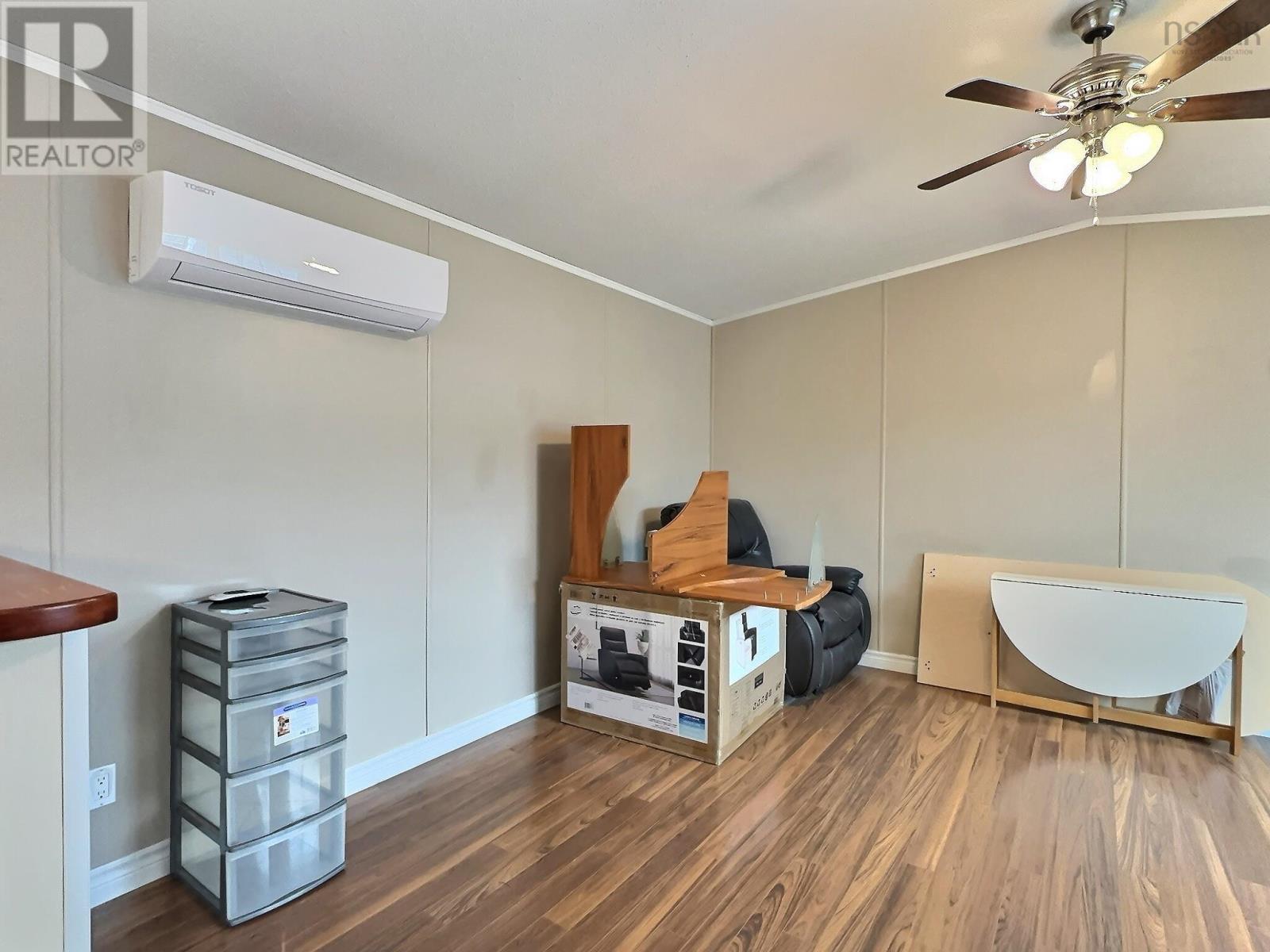 Property 8 of 21 of 25 Pinehurst Street