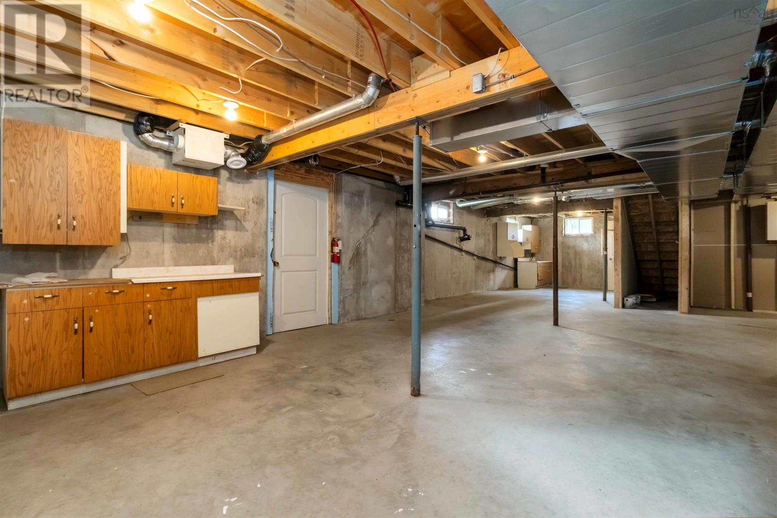 Property 39 of 44 of 940 HIGHWAY 210