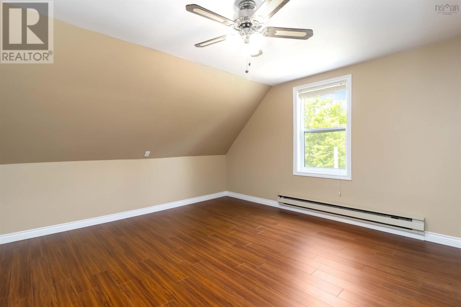 Property 33 of 44 of 940 HIGHWAY 210