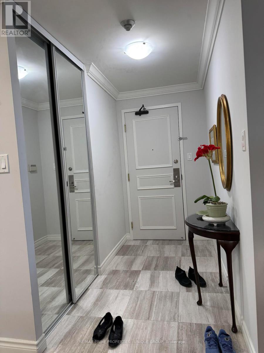 #1711 - 256 DORIS AVENUE — photo 3
