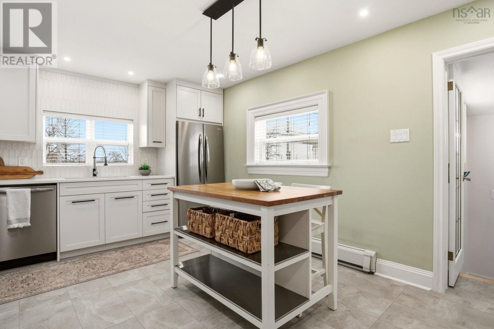 Property 11 of 40 of 5895 Cabot Street