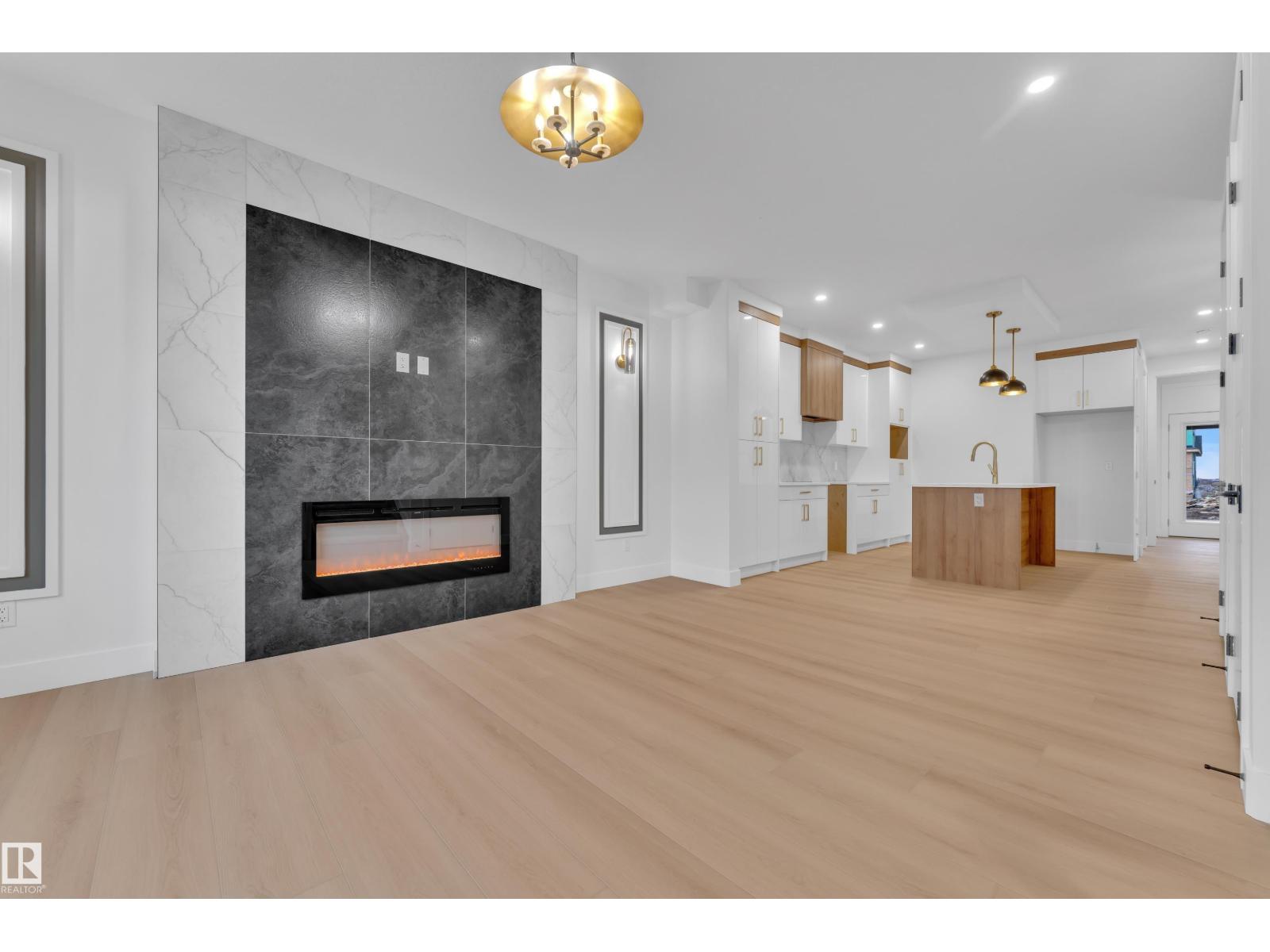 
          456 Crystal Creek LI
            <br/>
            <span>Leduc</span>
            , 
            <span>AB</span>
             <span>T9E0X5</span>
        