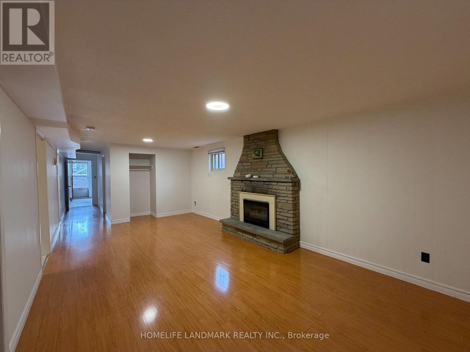 LOWER UNIT - 98 VAN HORNE AVENUE