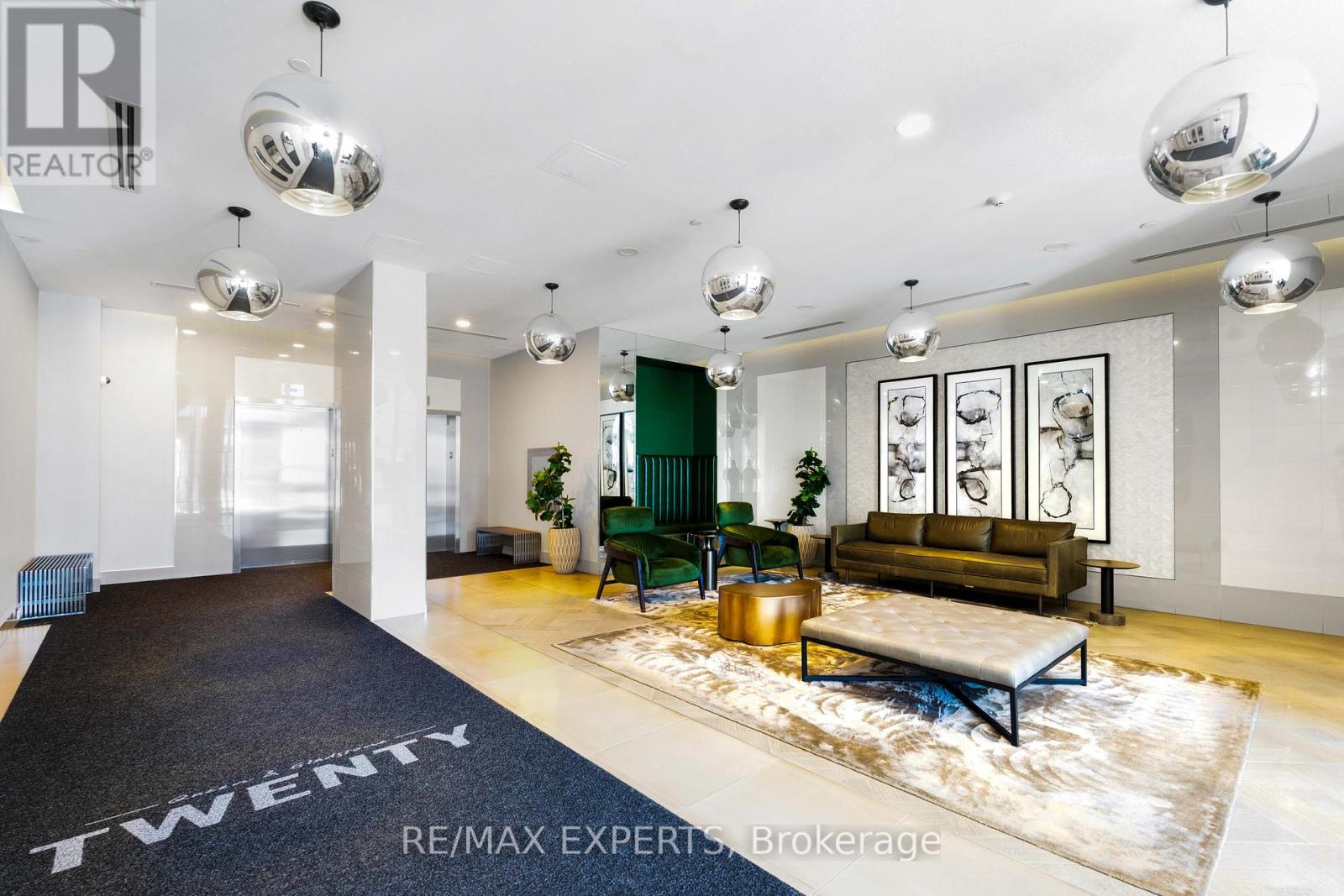 #516 20 GLADSTONE AVENUE - 2