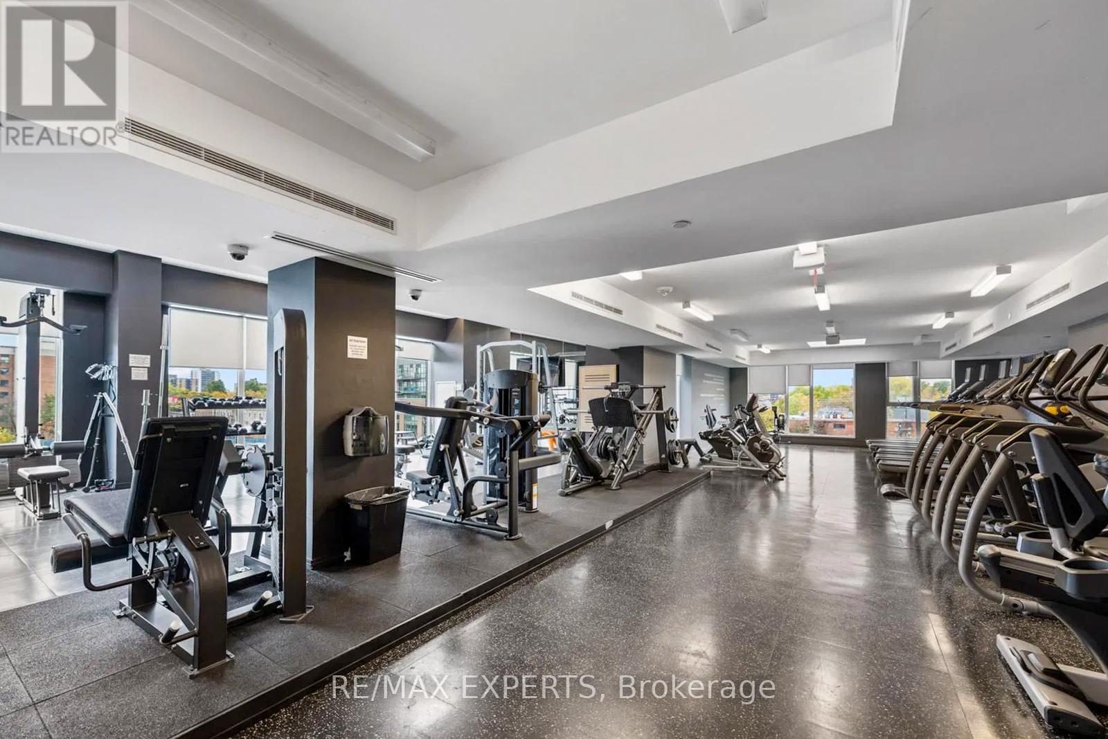 #516 20 GLADSTONE AVENUE - 23