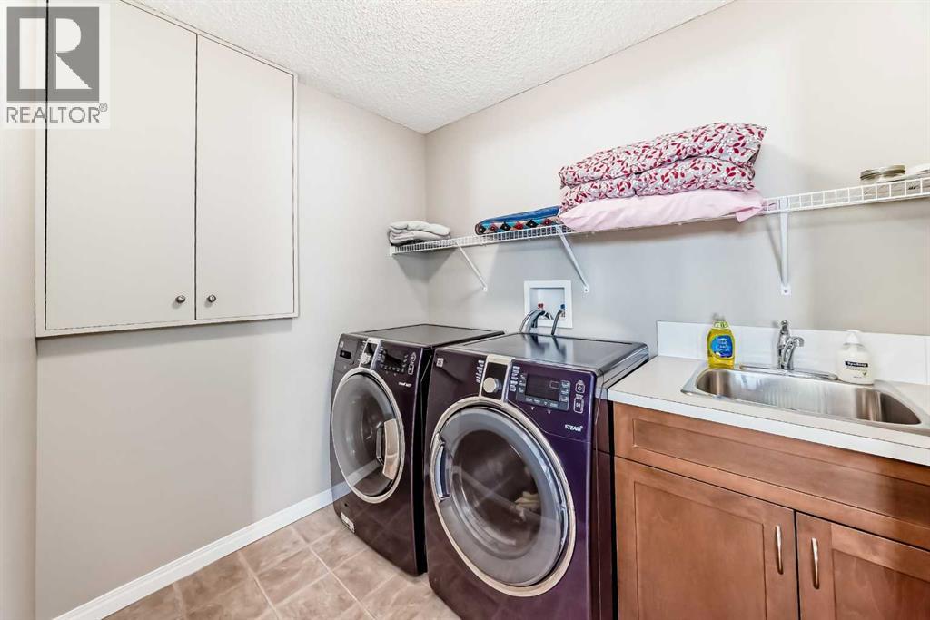 266 Fireside Place, Cochrane