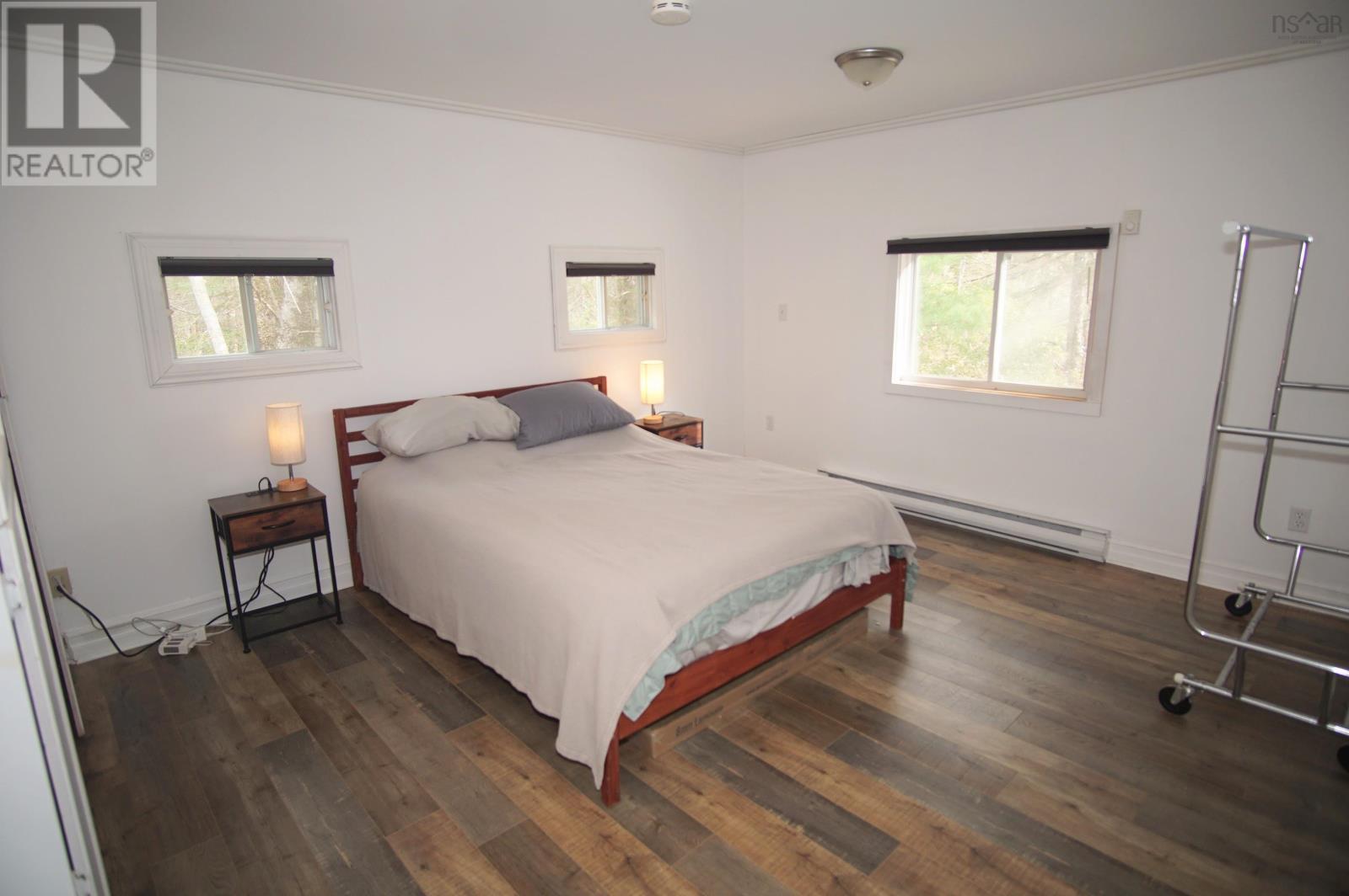 Property 35 of 44 of 56 LONESOME HUNTERS INN Lane