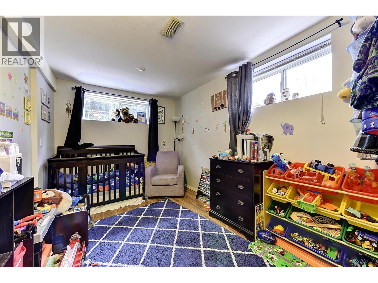 500 Snowsell Street N, Kelowna