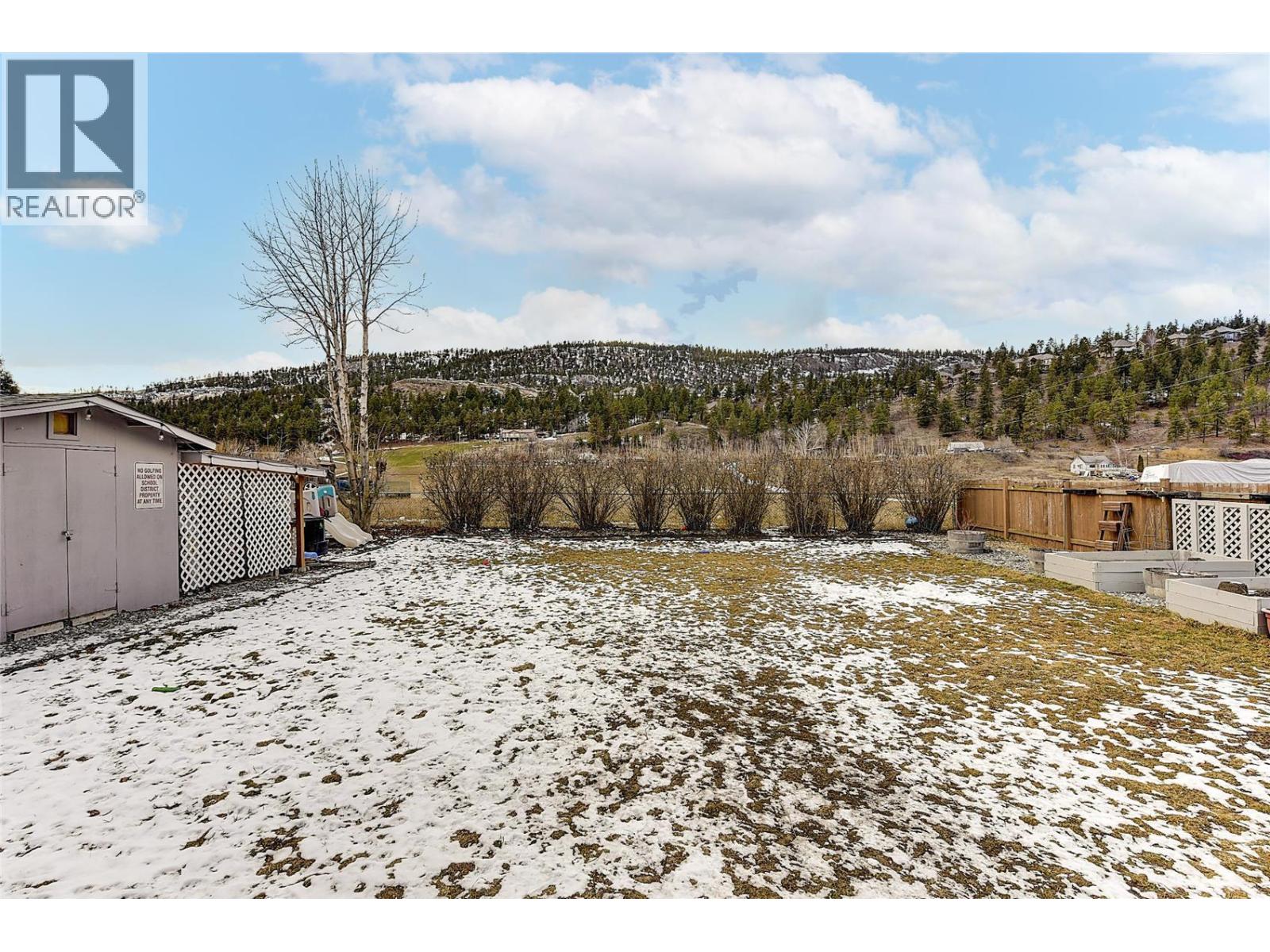 500 Snowsell Street N, Kelowna