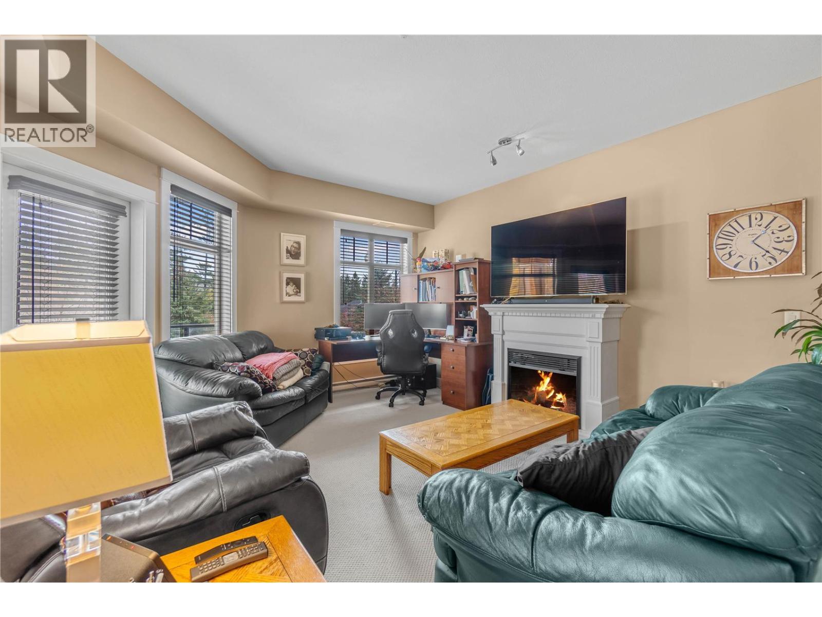 #223 2551 Shoreline Drive - 24