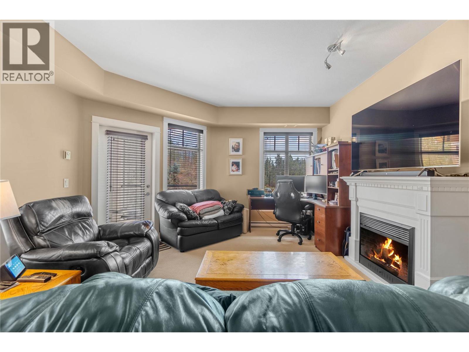 #223 2551 Shoreline Drive - 25