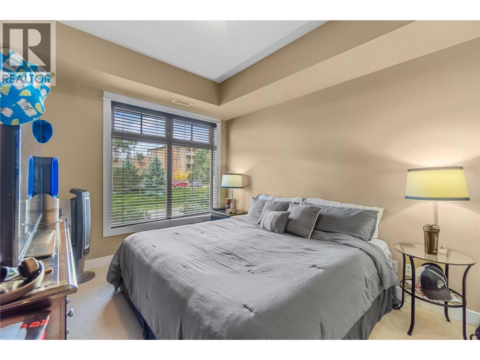 #223 2551 Shoreline Drive - 32
