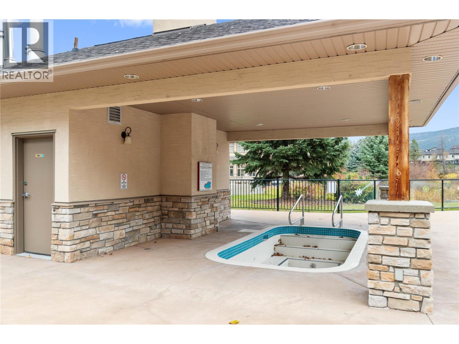 #223 2551 Shoreline Drive - 47