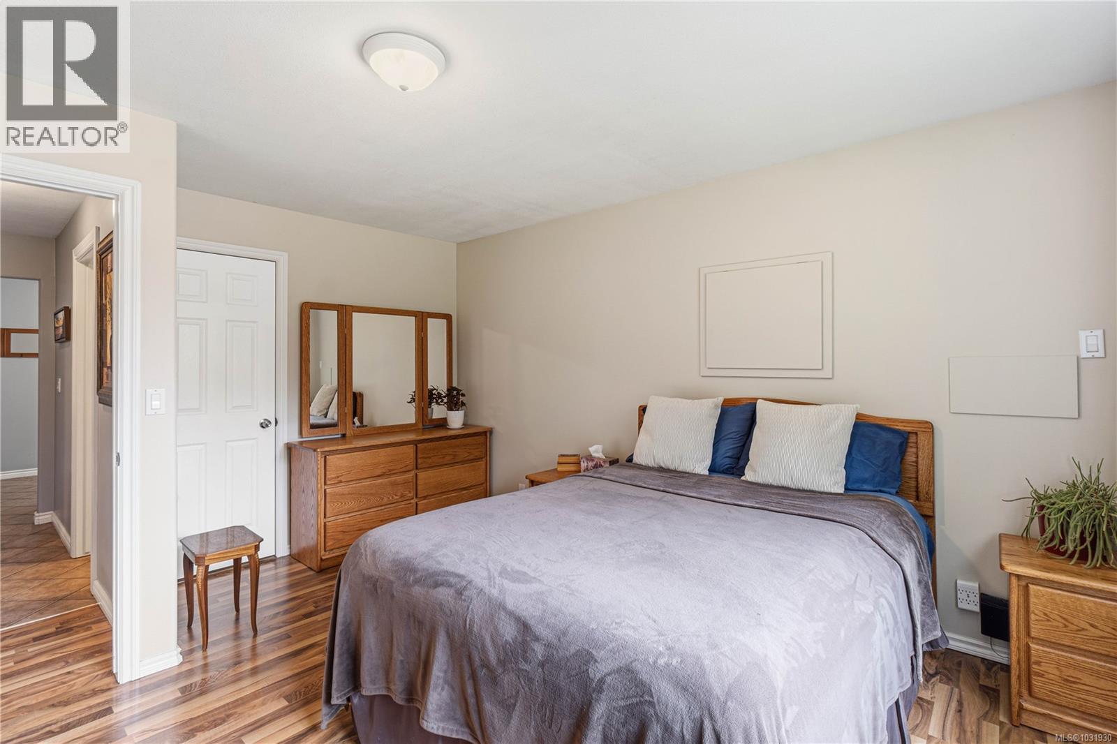 4758 BLUE HERON DR - 11