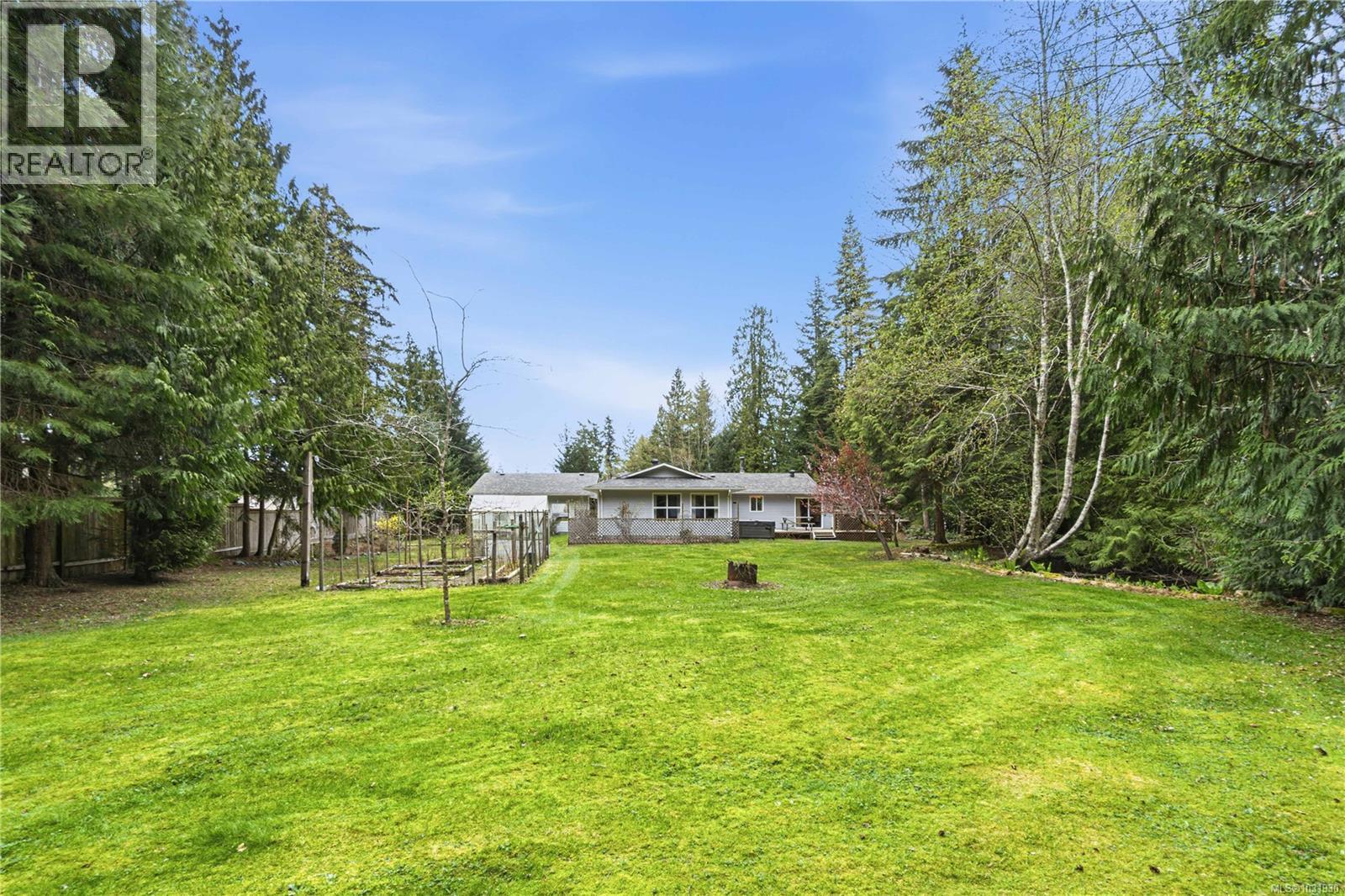 4758 BLUE HERON DR - 35