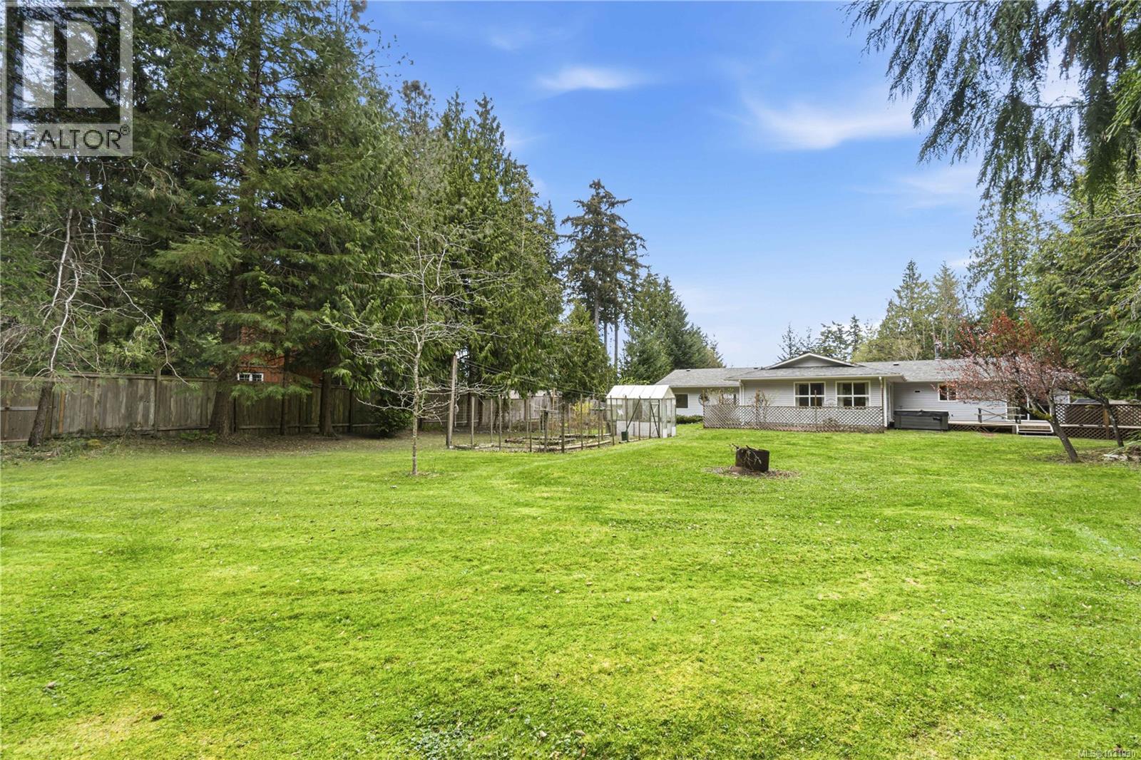 4758 BLUE HERON DR - 36