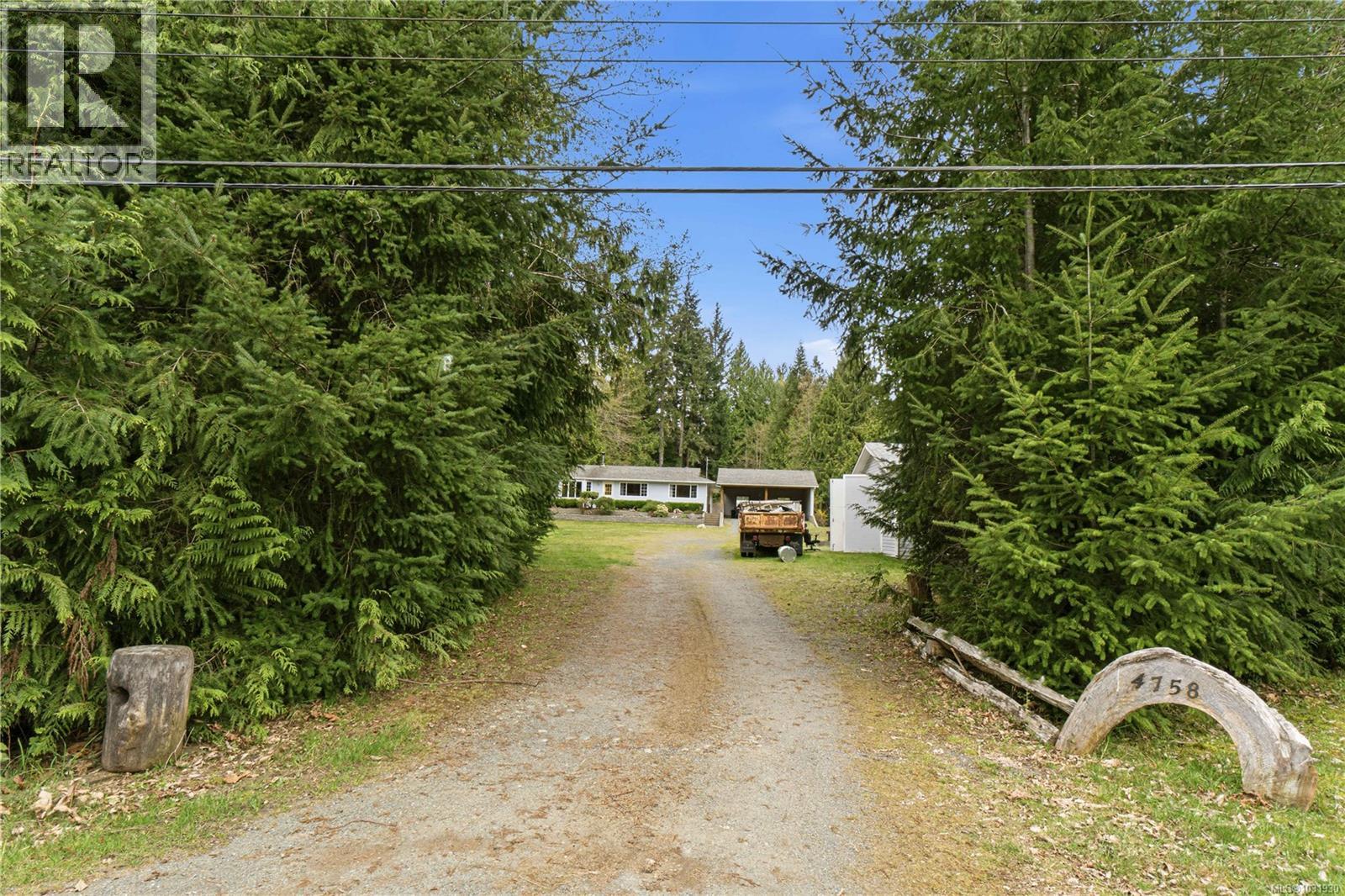 4758 BLUE HERON DR - 45