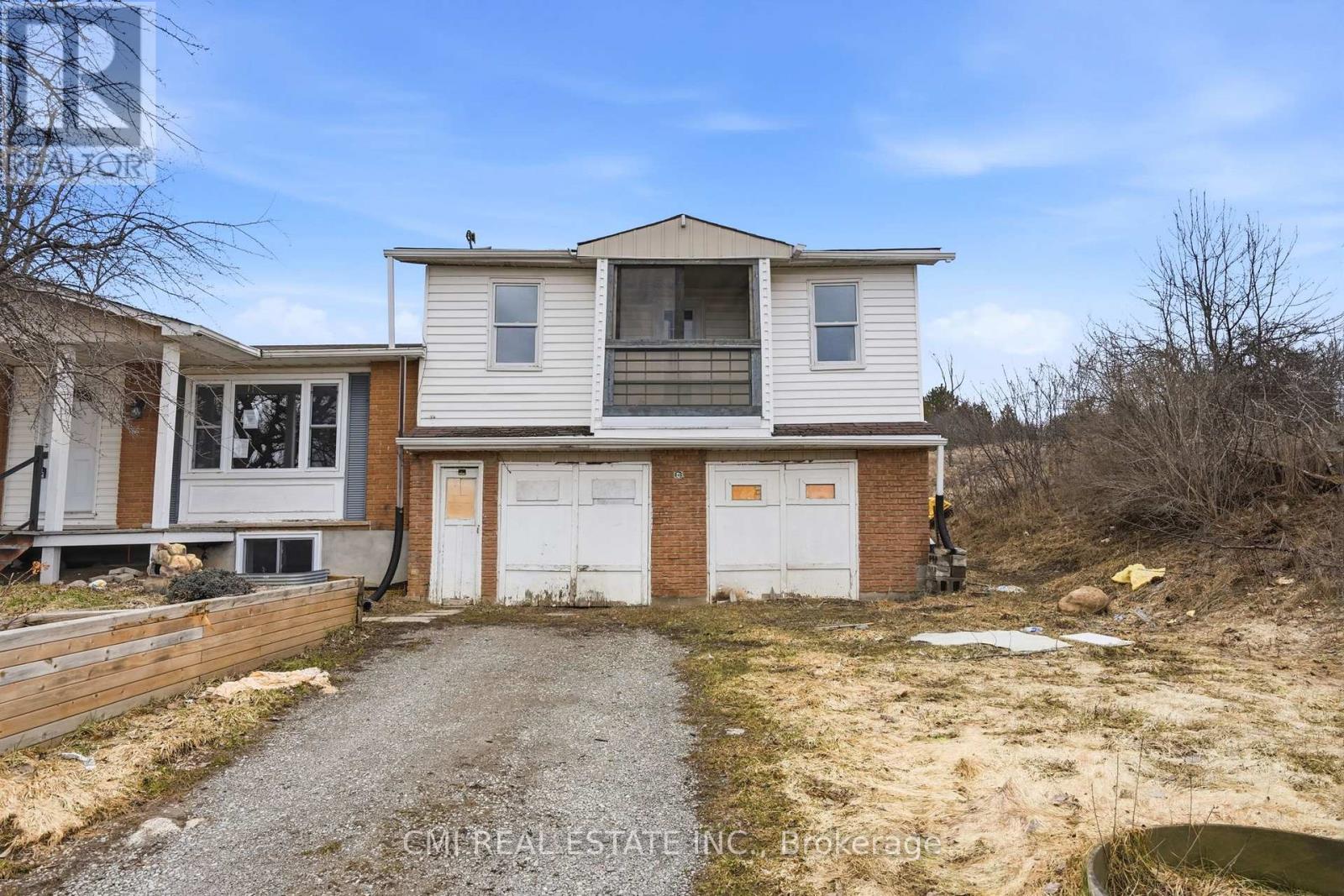692 EMILY PARK ROAD - 1