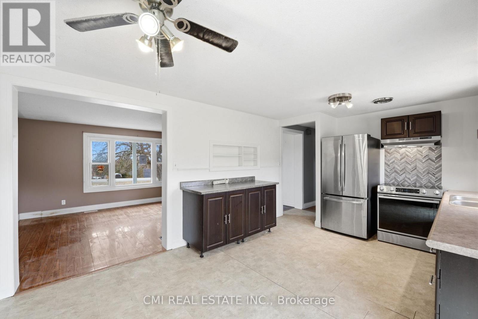 692 EMILY PARK ROAD - 10