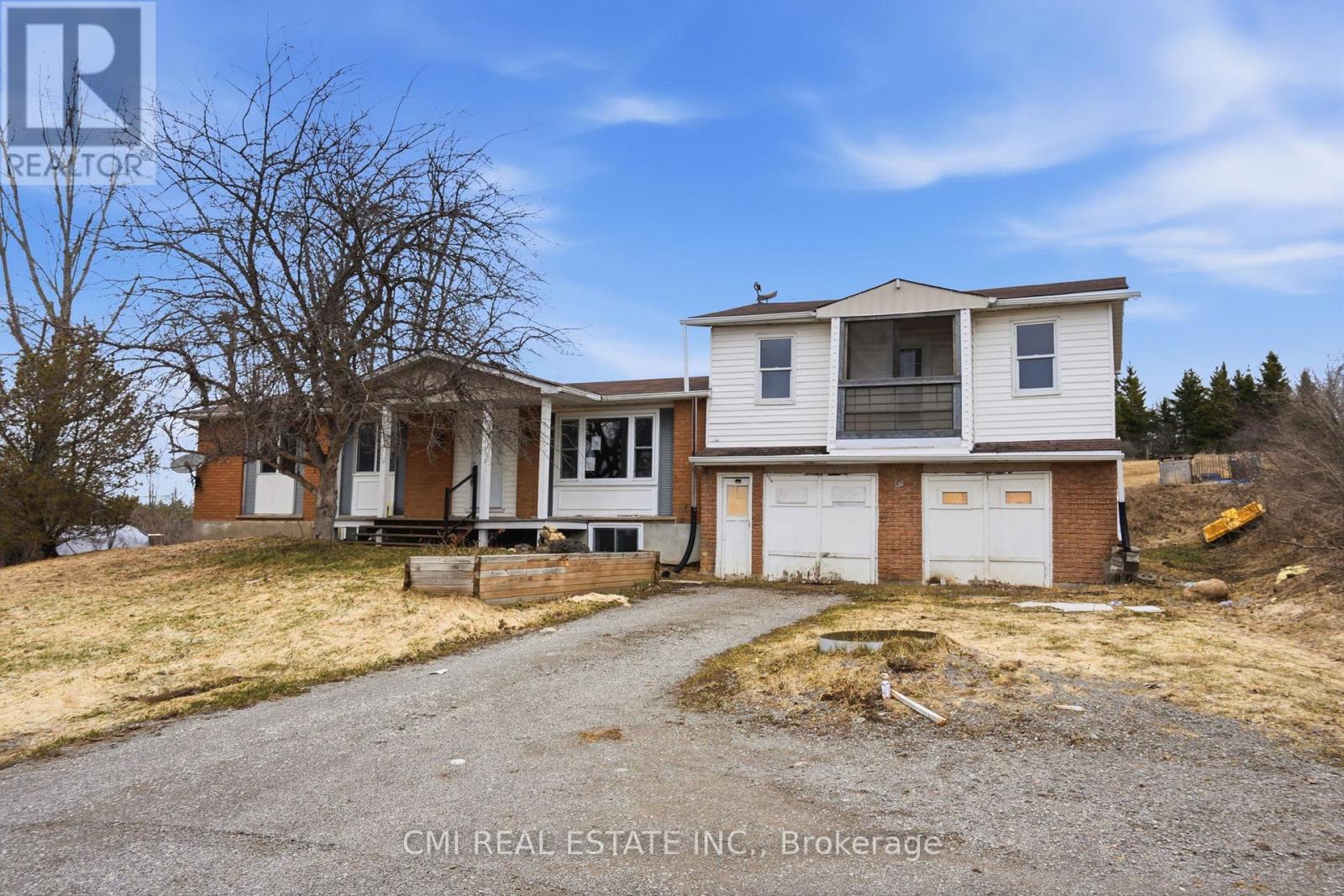 692 EMILY PARK ROAD - 4