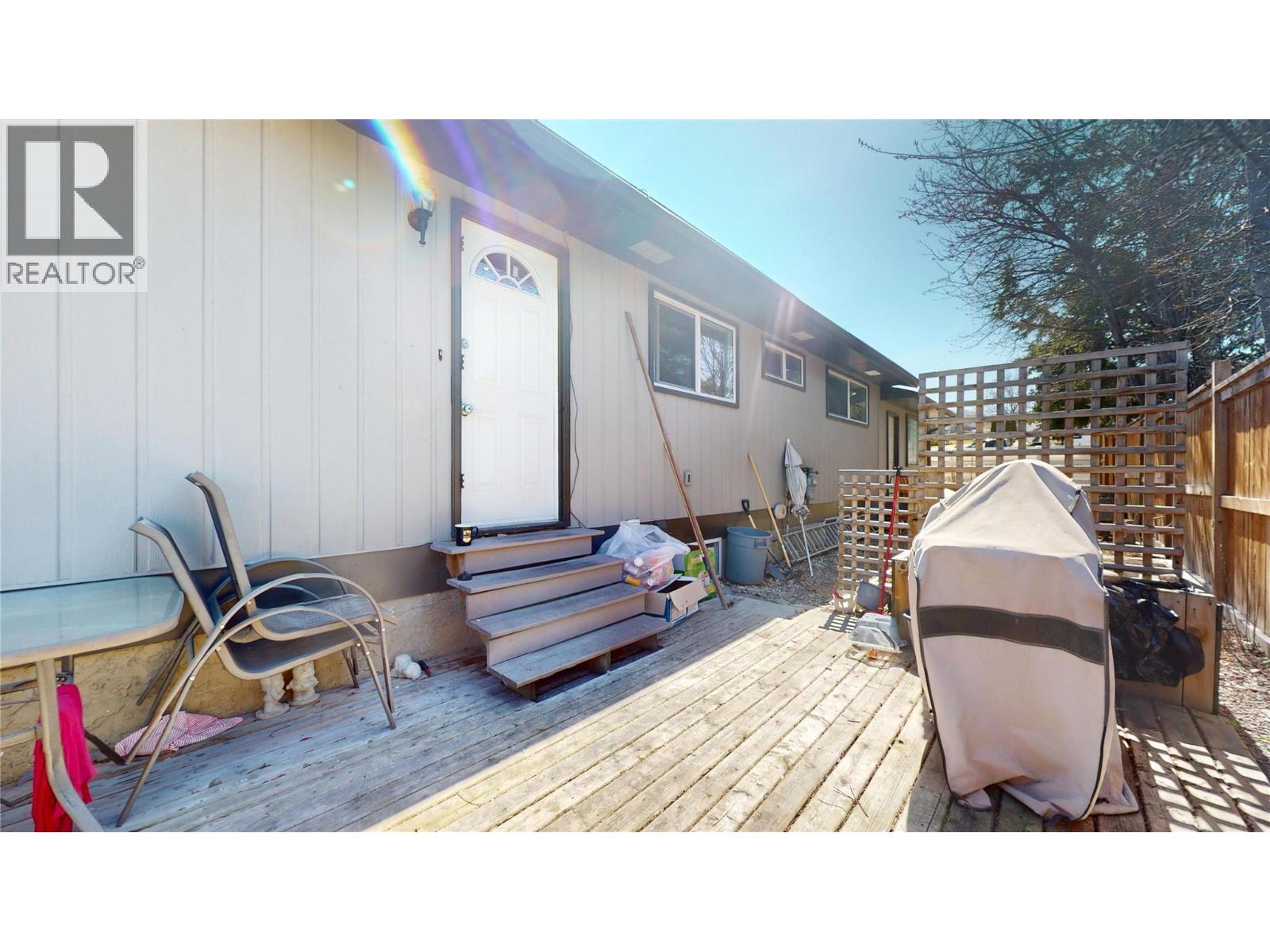 1061 16TH AVENUE S - 21