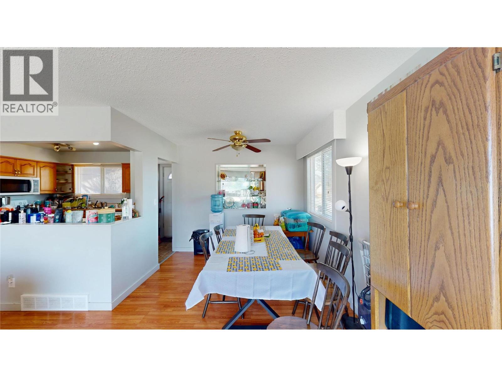 1061 16TH AVENUE S - 8