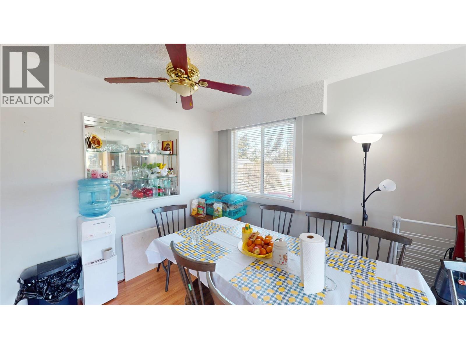 1061 16TH AVENUE S - 6