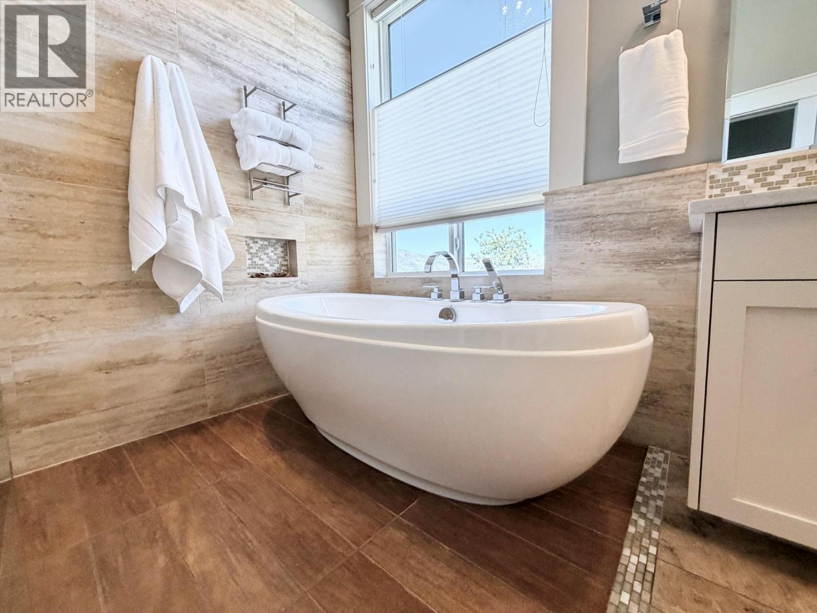 304 ONE QUAIL PLACE - 27