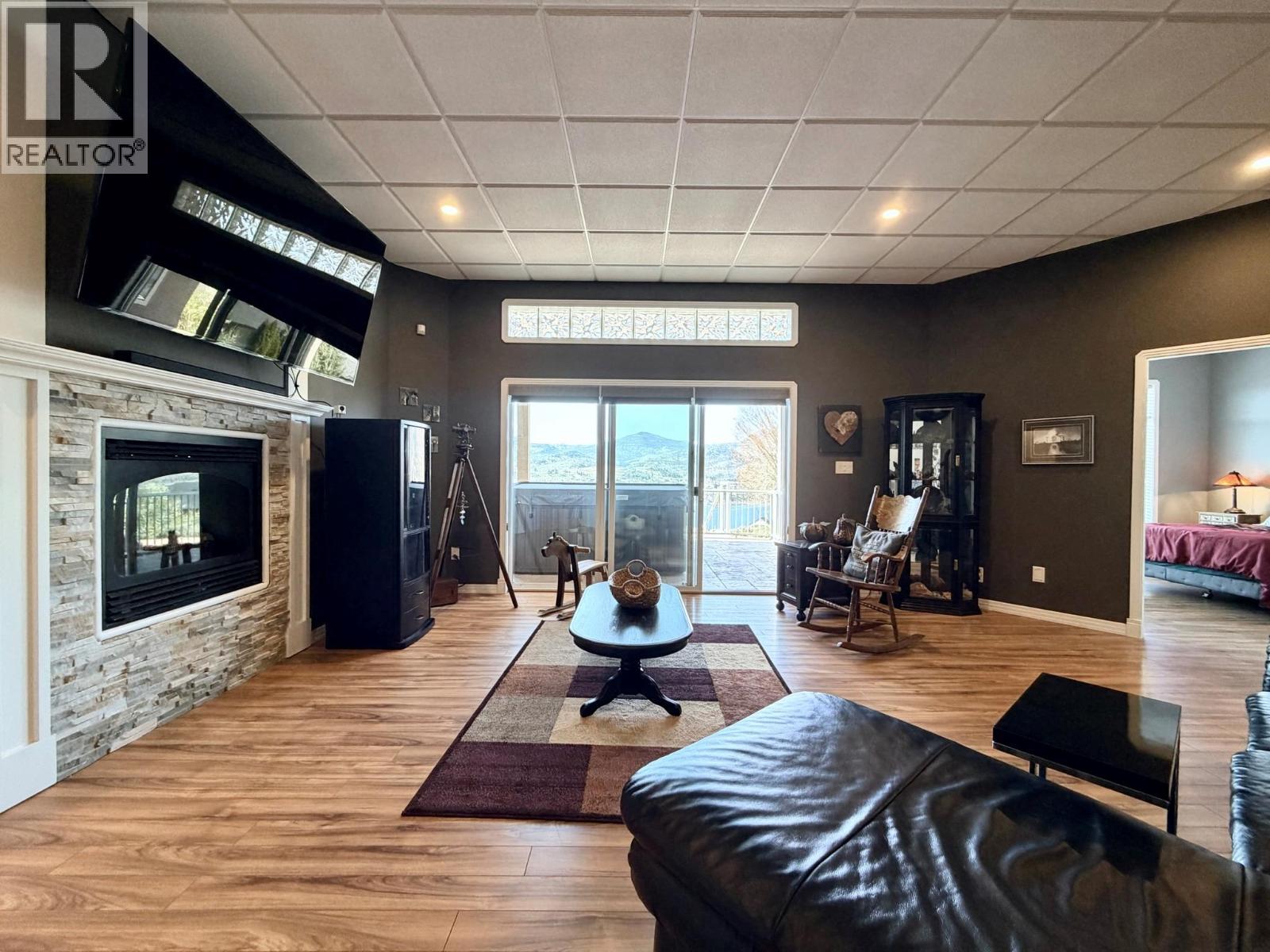 304 ONE QUAIL PLACE - 50