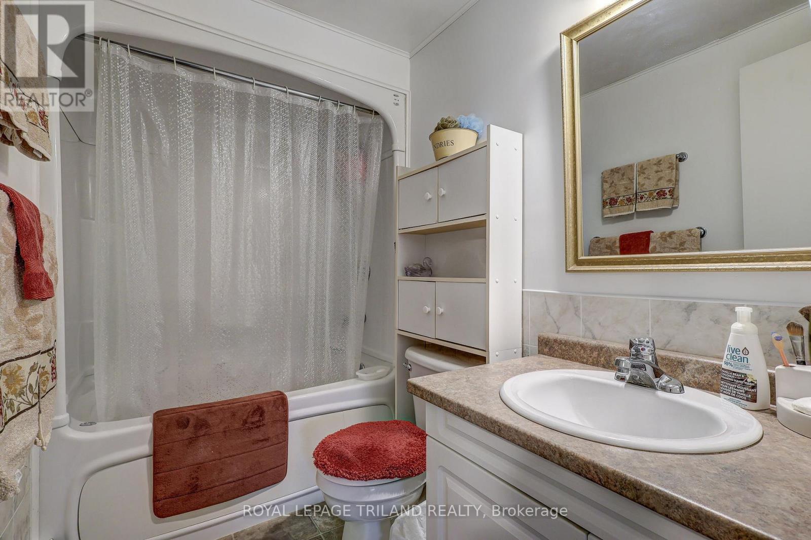 58 VANBUSKIRK DRIVE Property Photo