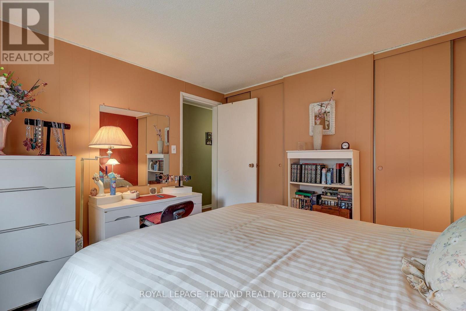 58 VANBUSKIRK DRIVE Property Photo