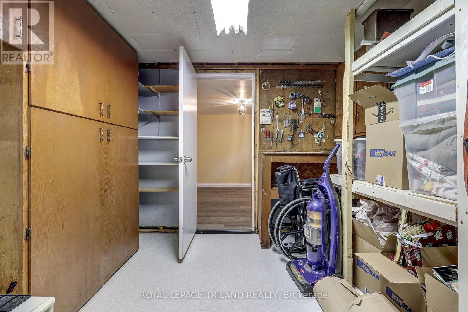 58 VANBUSKIRK DRIVE Property Photo