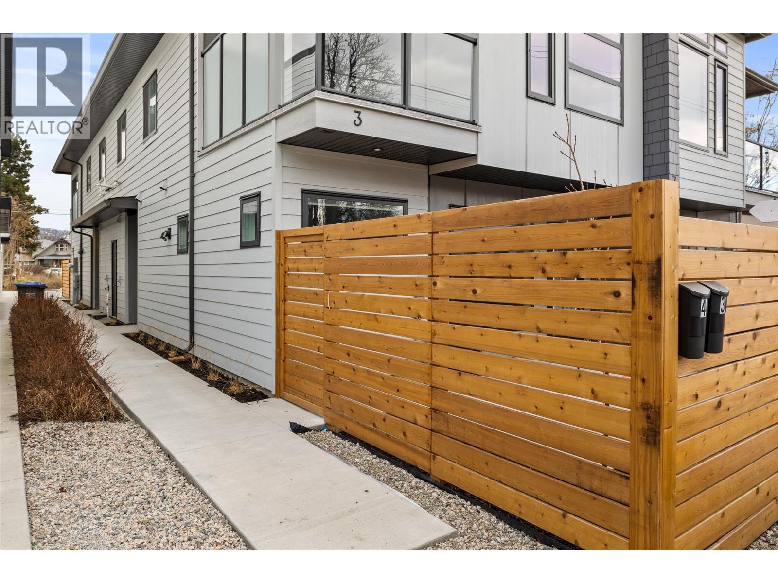 #2 783 BURNE AVENUE - 2