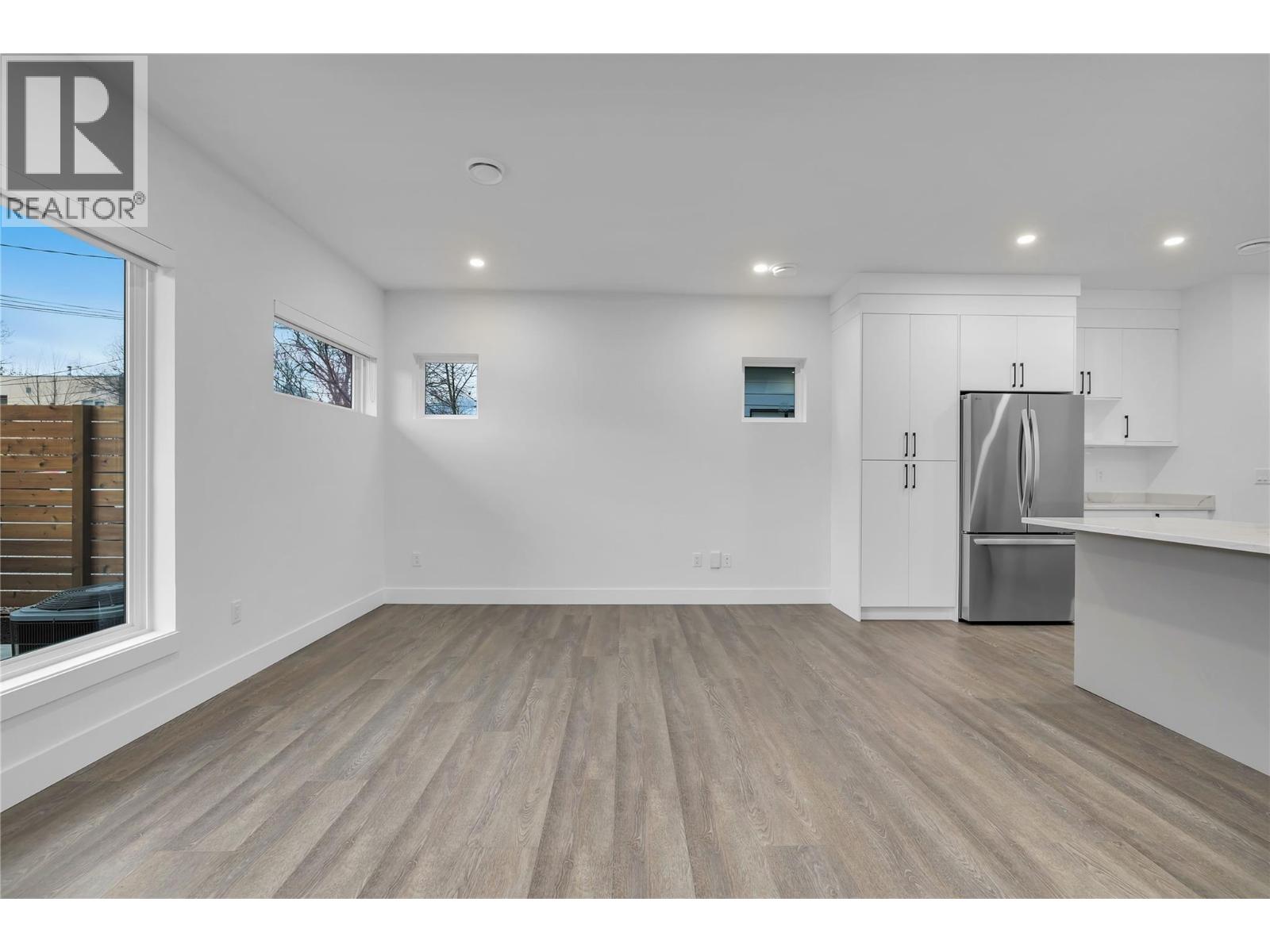 #2 783 BURNE AVENUE - 17