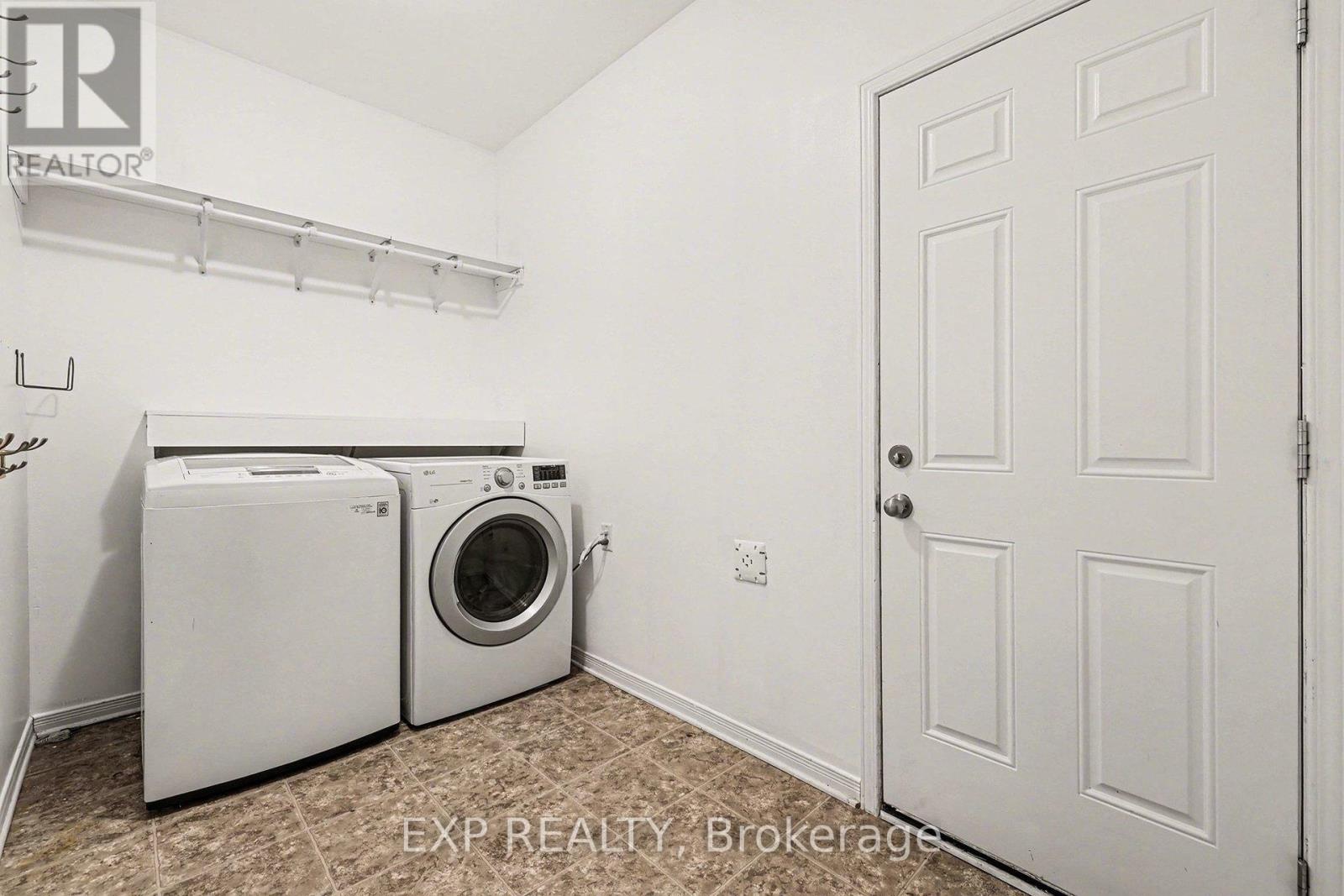 39 WHITE TAIL DRIVE - 22