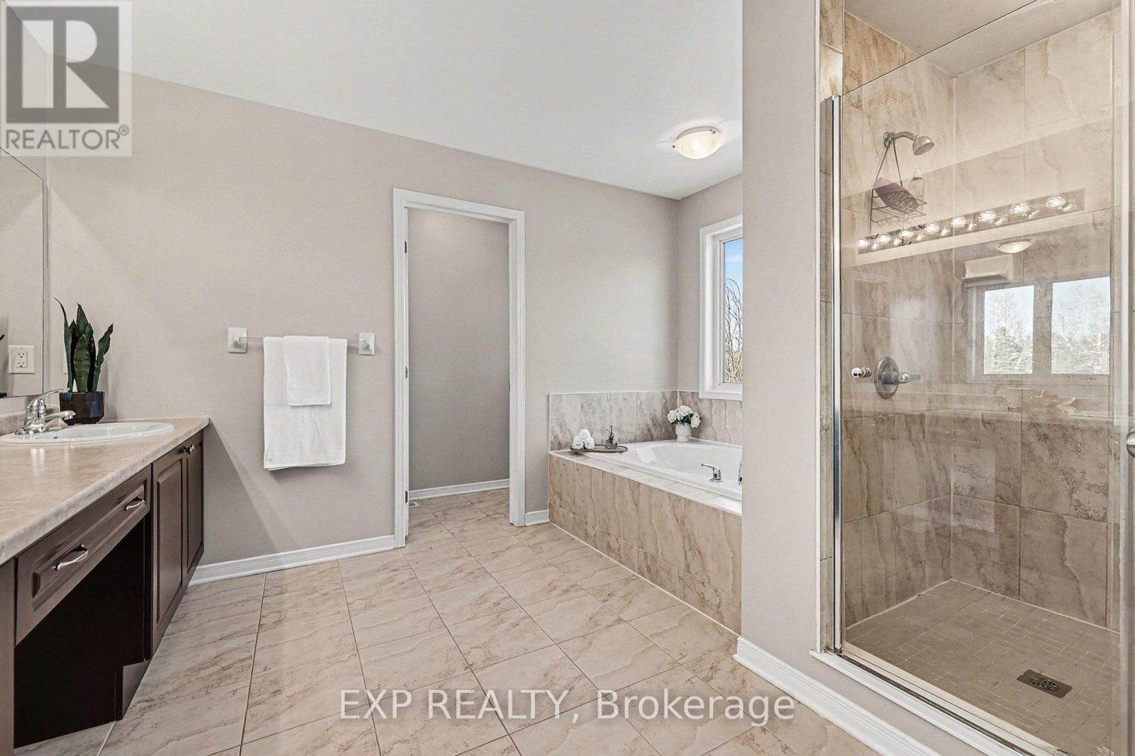 39 WHITE TAIL DRIVE - 27