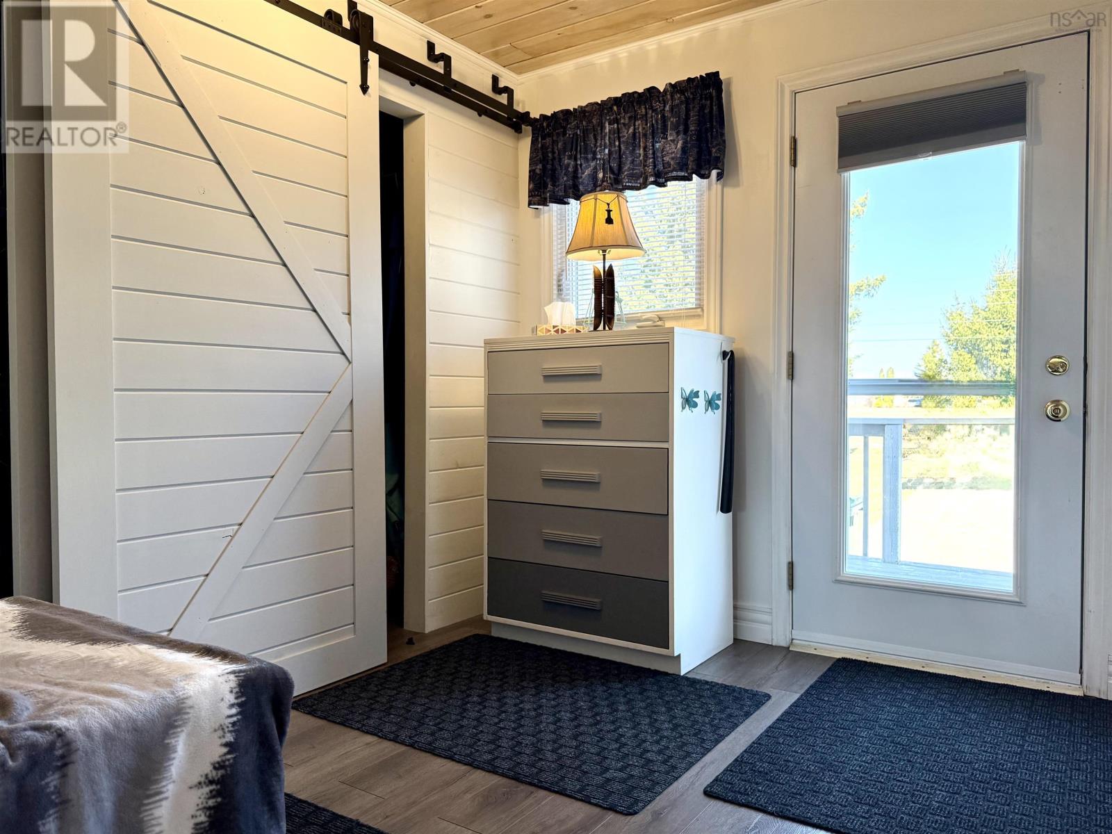 Property 18 of 49 of 10 Island View Lane