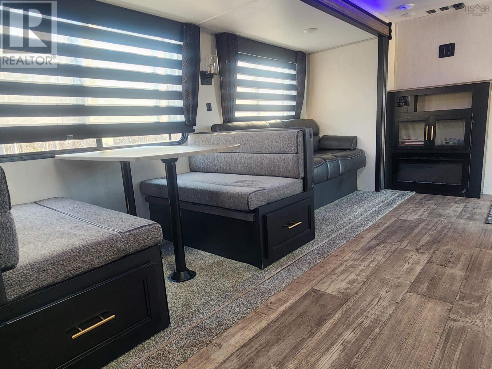 Property 21 of 38 of 6617 Highway 321