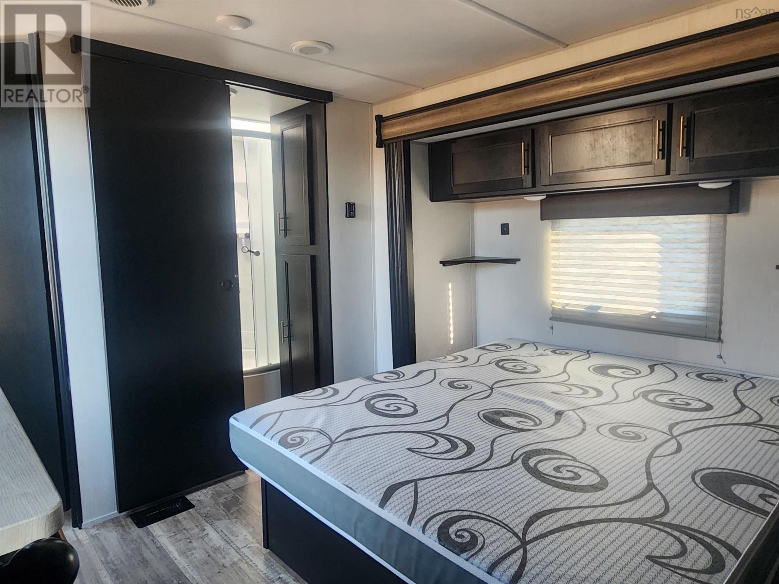 Property 18 of 38 of 6617 Highway 321