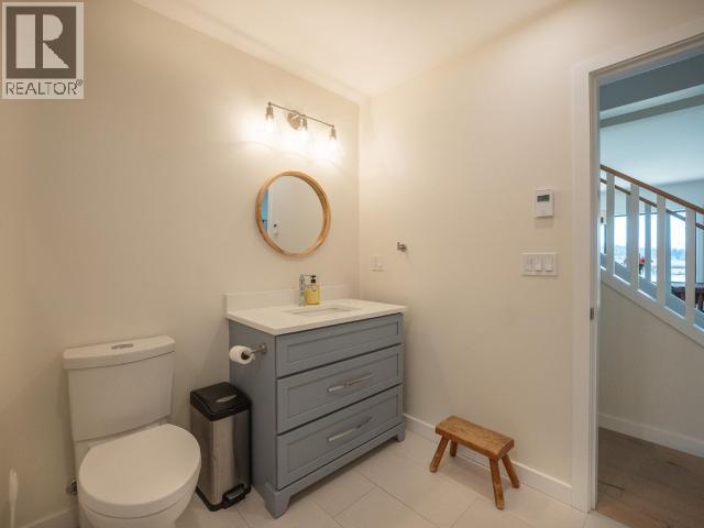 2084 MAHOOD ROAD - 42