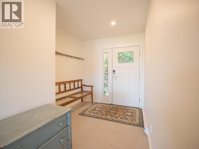 2084 MAHOOD ROAD - 45