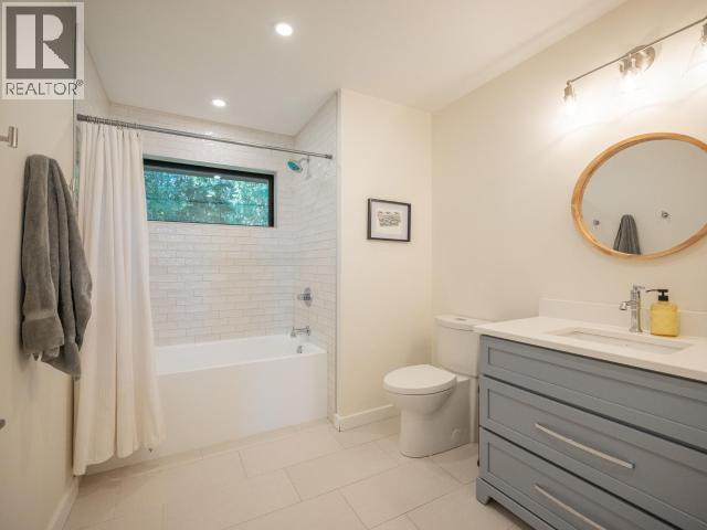 2084 MAHOOD ROAD - 41