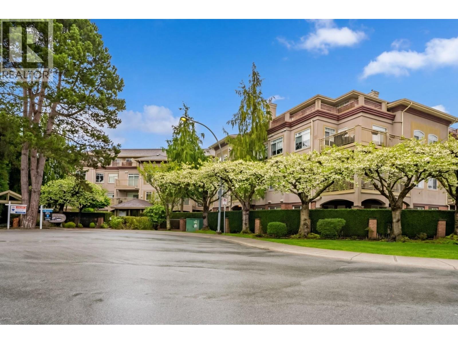 #205-1300 HUNTER Road, Delta