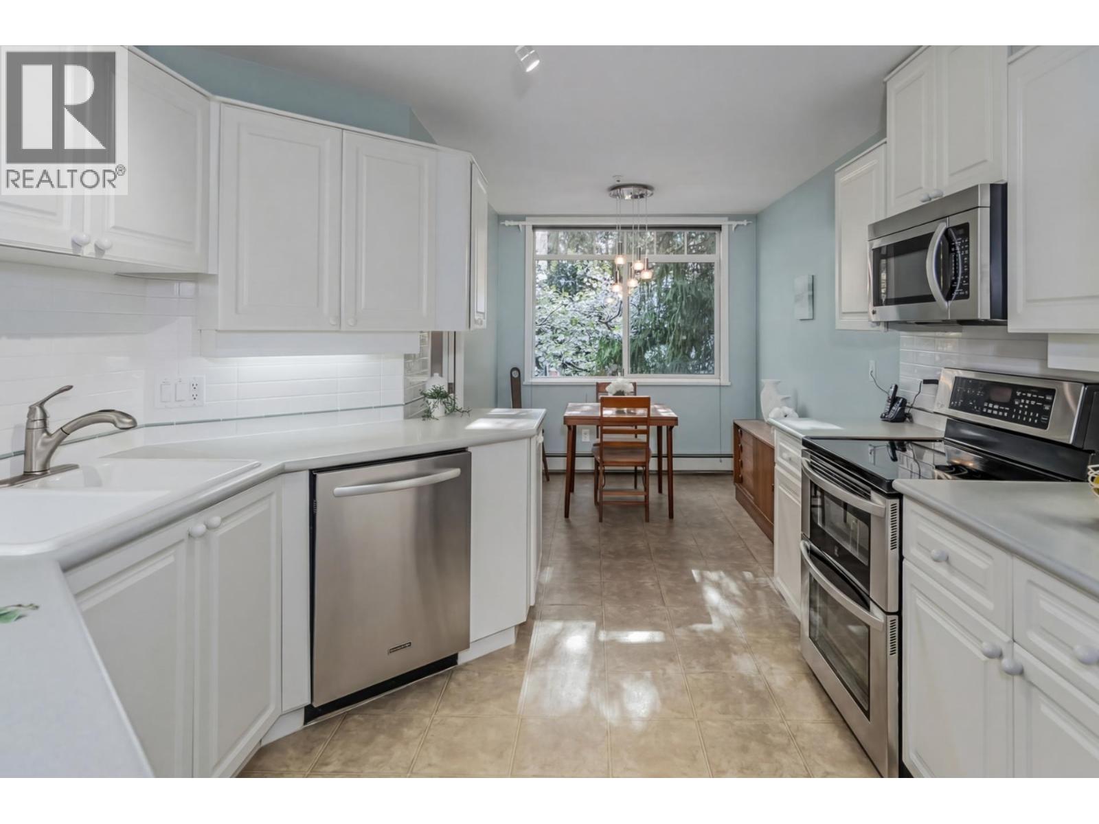 #205-1300 HUNTER Road, Delta