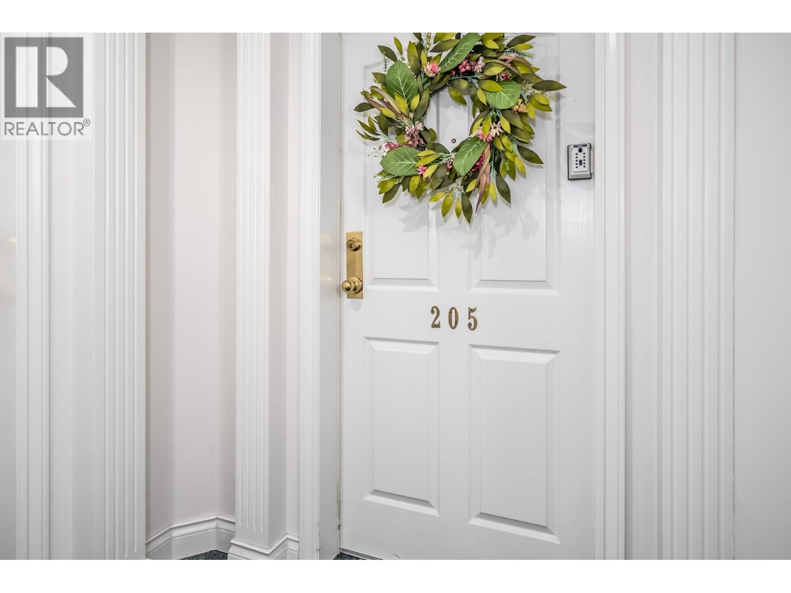 #205-1300 HUNTER Road, Delta