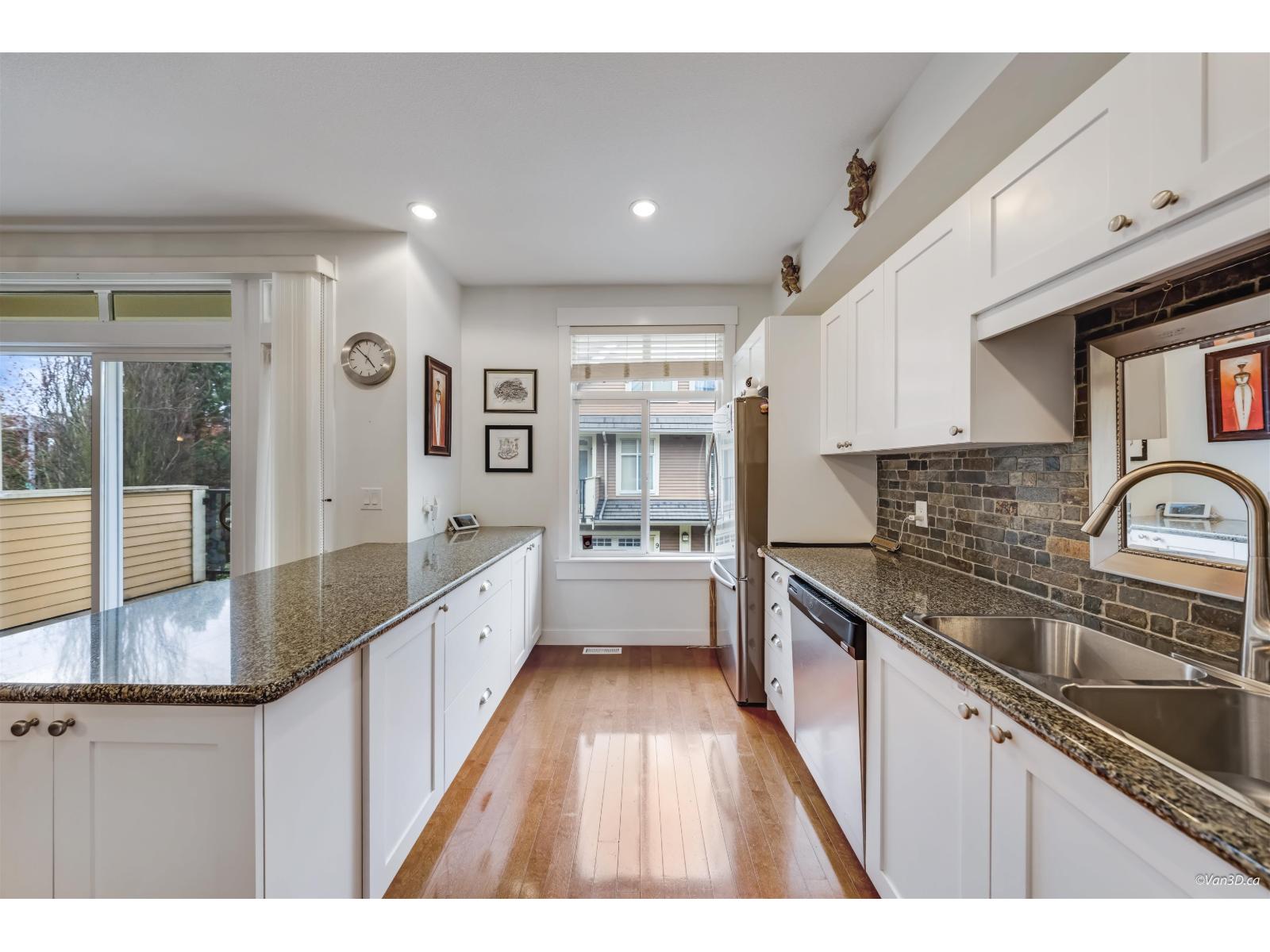 6 15237 36 AVENUE, Surrey