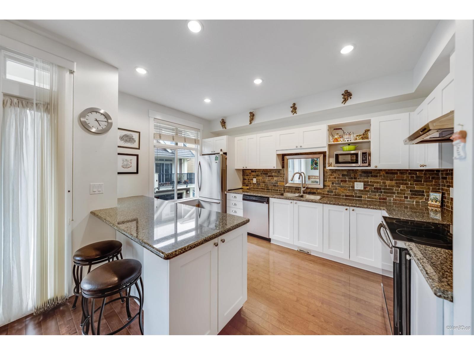 6 15237 36 AVENUE, Surrey