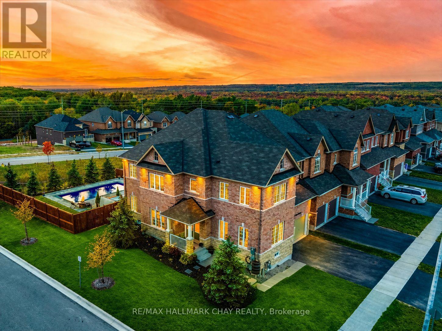 2 CYPRESS POINT STREET